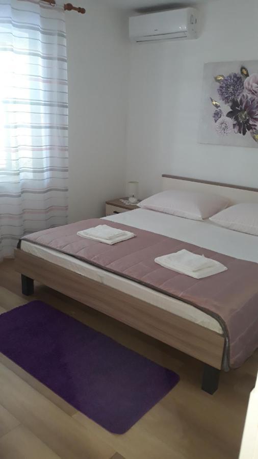 Mini Apartment Petra - Rooms Purple & Green With Kitchen And Garden Дубровник Екстериор снимка